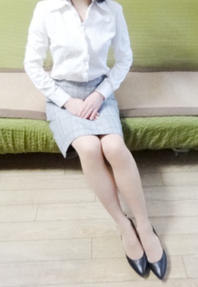 あきな