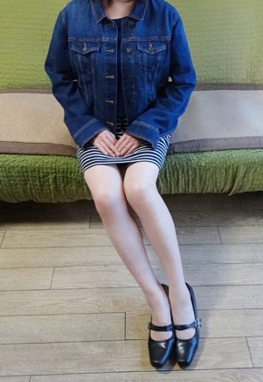 あきな