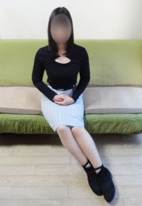 あきな